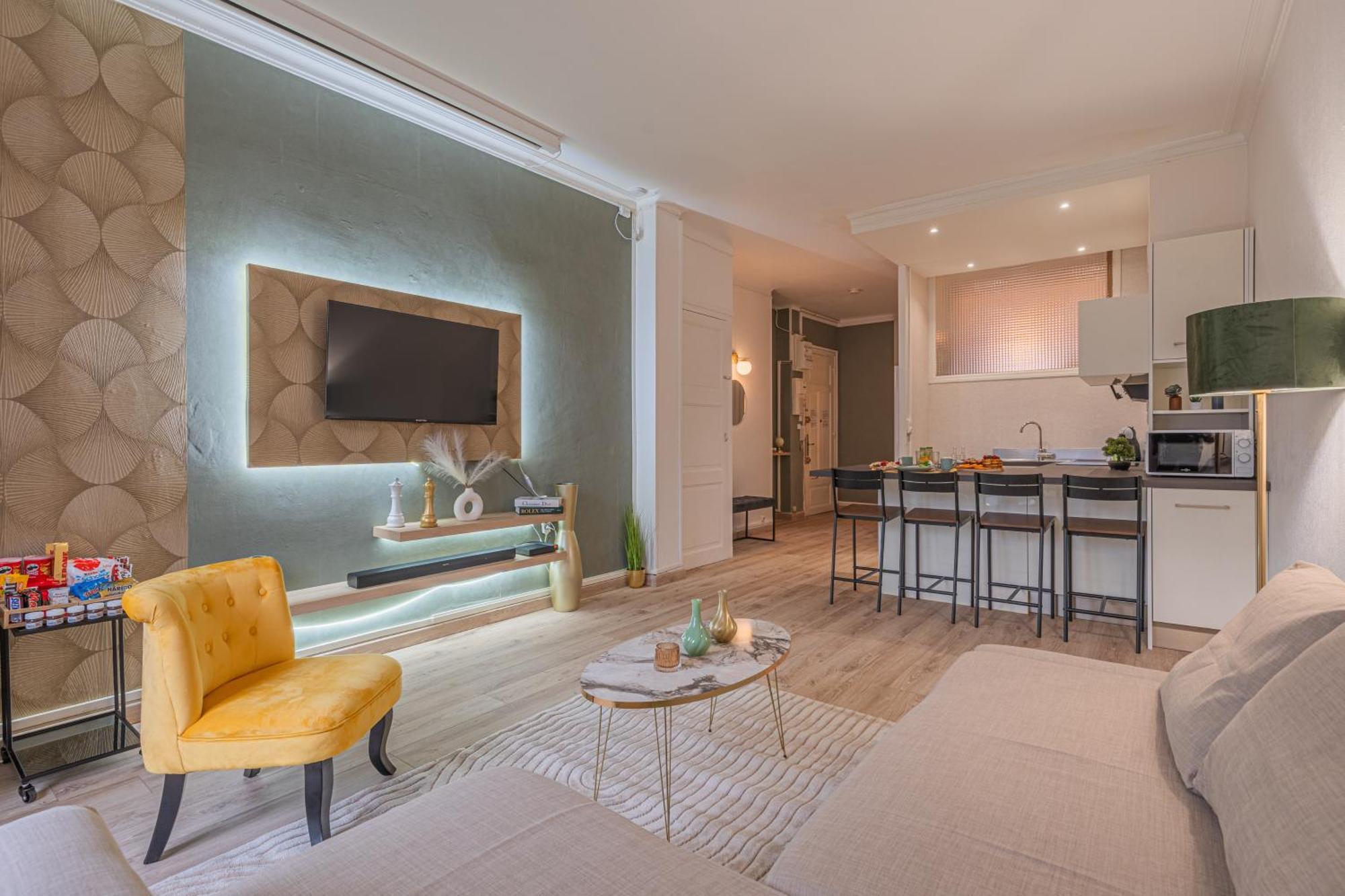 Luxury Cinephile - Netflix - 2 Balcons - Garage Prive - Minibar Leilighet Grenoble Eksteriør bilde